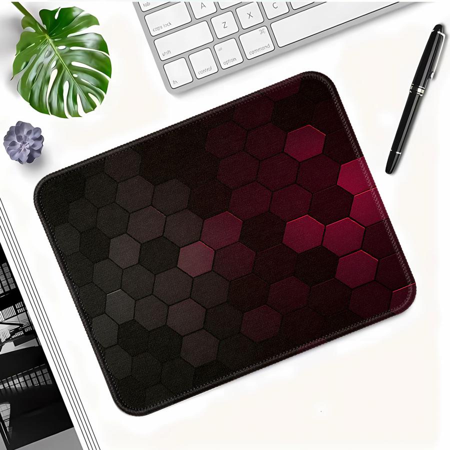 لوحة ماوس حمراء بتقنية خلية ال - مراجعة Tech Accessories For Laptop وسعره